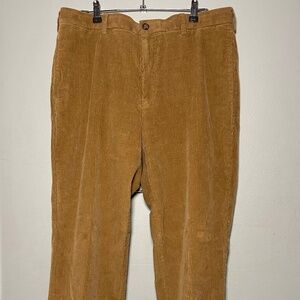 Roundtree & Yorke Men's Corduroy Pants in Camel Brown Size 36x30